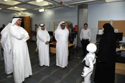 minister-of-education-visit-to-uae-university.shtml