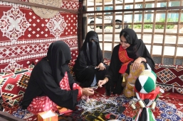 uaeu-celebrates-the-48th-uae-national-day.shtml