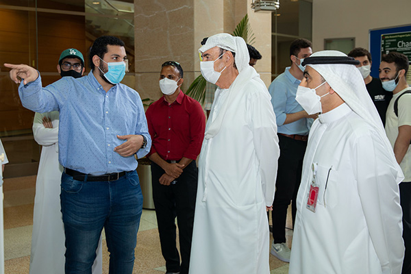 256 طالباً يشاركون في معرض مشاريع التنمية المستدامة بجامعة ‏الإمارات