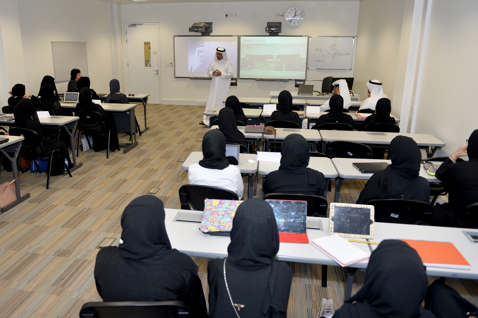 Abdallah Ghobash The United Arab Emirates University Presents An Elite Option For Any Uae Citizen